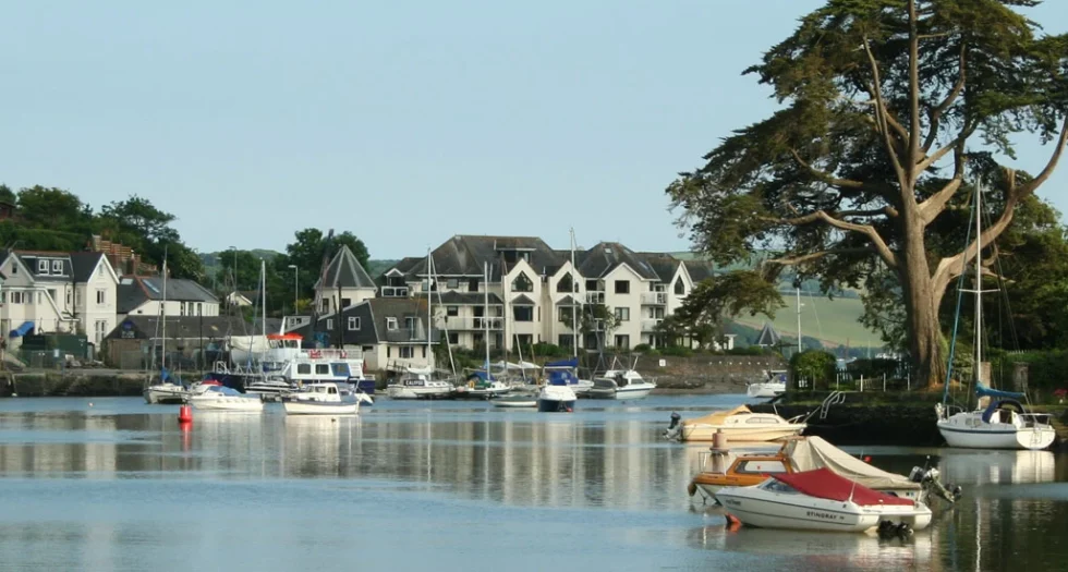 Roofing services in Kingsbridge